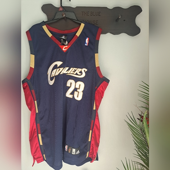 Adidas NBA Cleveland Cavaliers LeBron James Jersey - Picture 1 of 9